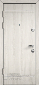 Фото «Серая дверь №20»  в Лосино-Петровскому